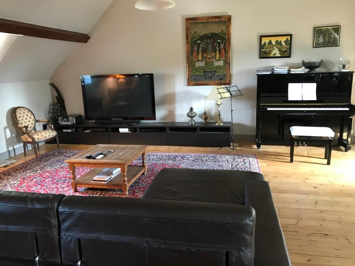 Le Donjon D'Anthon Bed & Breakfast Dış mekan fotoğraf